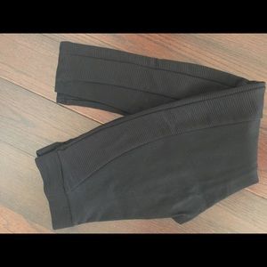 Zara black legging with textured side panel